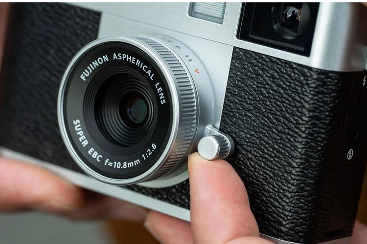 Spek Fujifilm X Half, Perpaduan Gaya Film Vintage dan Teknologi Digital Modern