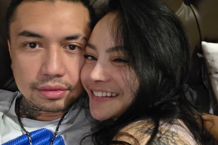 Mengenal Kevin Wazeng, Calon Suami Mawar AFI yang Berprofesi Perawat di AS