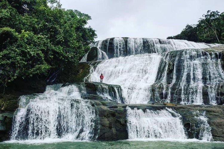 Pesona Tersembunyi Curug Dengdeng Cikatomas: Keindahan yang Menanti untuk Dijelajahi