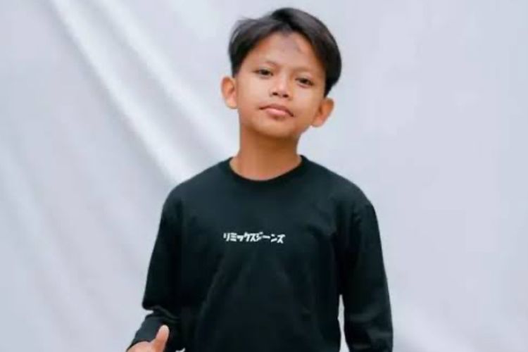 Siapa Farel Prayoga? Sosok di Balik Fenomena Viral 'Ojo Dibandingke' dari Banyuwangi