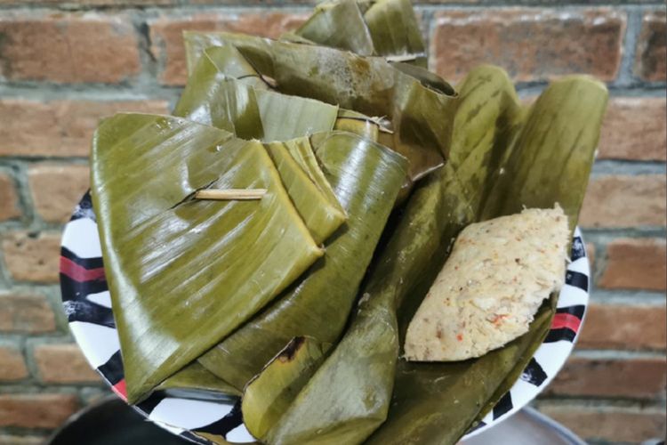 Masak Mudah Hari Ini: Resep Botok Kelapa Teri, Kuliner Nusantara yang Bikin Ngiler