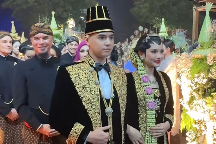 Megahnya Ngunduh Mantu Al Ghazali dan Alyssa, Serasi dalam Balutan Adat Jawa