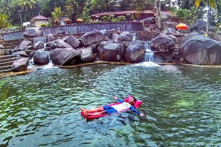 Menguak Pesona Taman Batu Purwakarta: Destinasi Wisata Alam yang Memukau