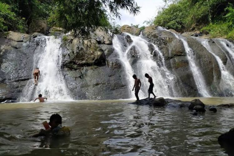 Curug Suhada Purwakarta: Surga Tersembunyi di Tengah Keasrian Alam