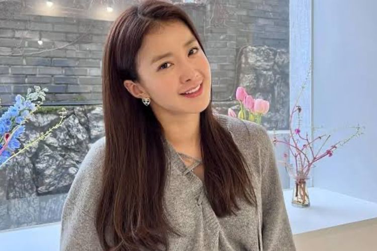 Hamil Anak Kedua Lewat IVF, Lee Si Young Mantap Jadi Orang Tua Tunggal