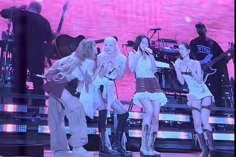Klarifikasi YG Entertainment Terkait Pandangan Konser BLACKPINK yang Terhalang