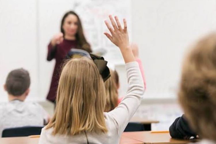 Rahasia Disukai Guru, Ini 7 Cara Jadi Siswa Berprestasi dan Partisipatif