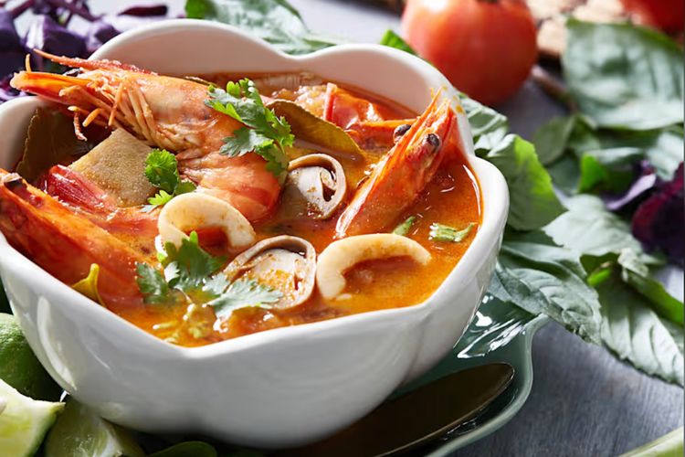 Masak Mudah Hari Ini: Resep Tom Yum Goong Otentik ala Thailand!