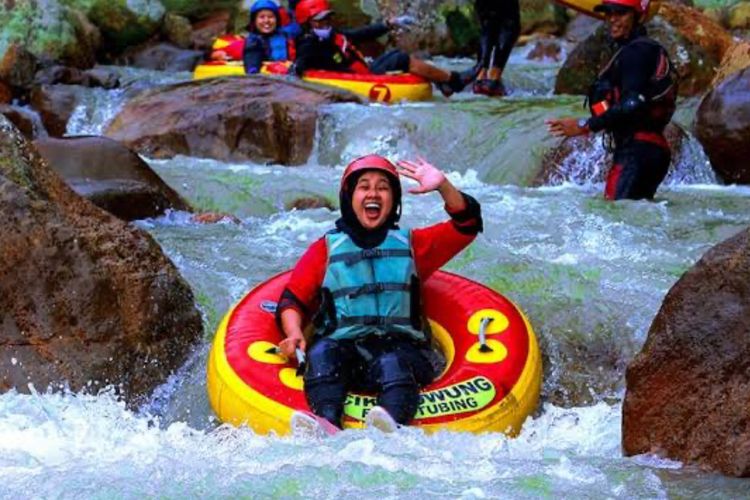 Dari Ngopi Cantik Hingga River Tubing Ekstrem, Semua Ada di Kopi Tubing Bogor