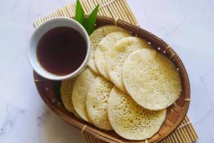 Resep Mudah Apam Batil, Jajanan Khas Banjar yang Manis dan Lembut