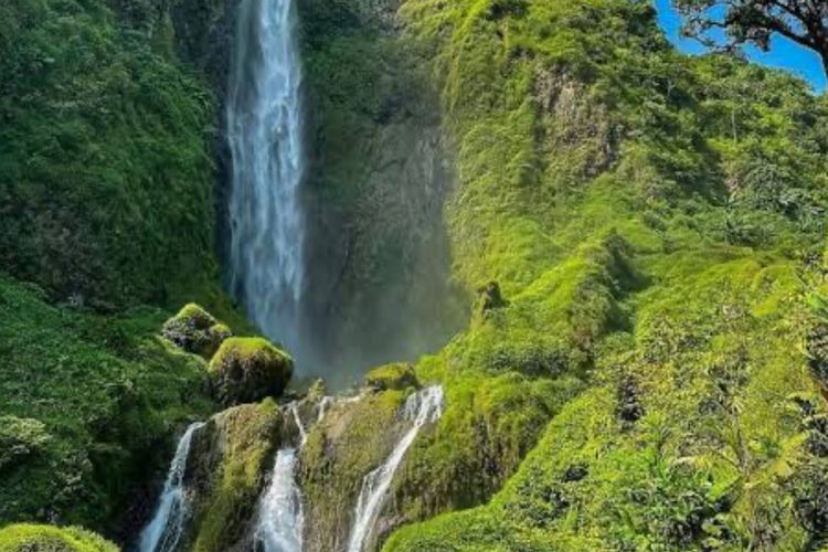 Curug Citambur: Surga Tersembunyi di Cianjur untuk Melepas Penat