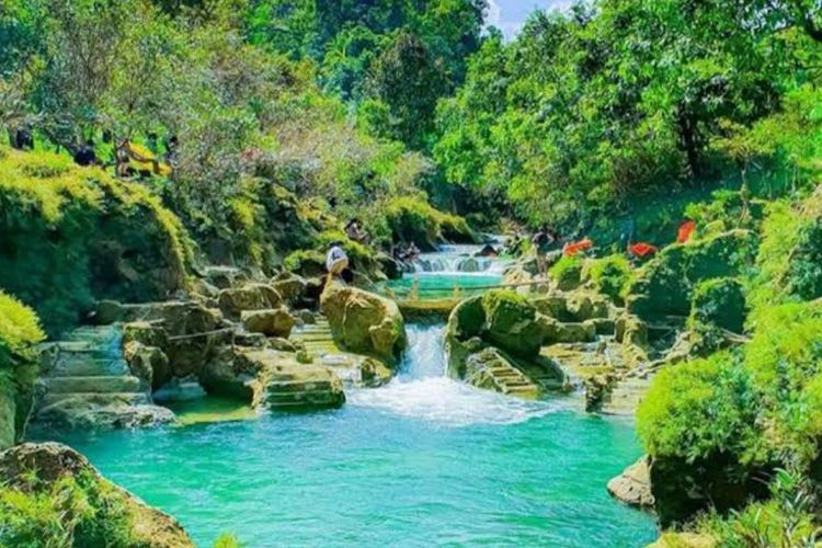 Surga Alam di Priangan: Eksplorasi Curug Panetean Tasikmalaya yang Memukau
