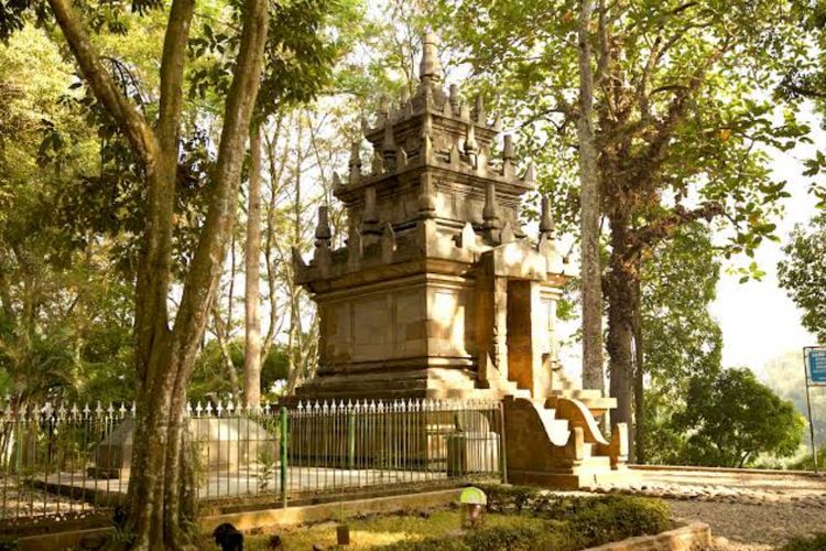 Mitos-Mitos Candi Cangkuang, Dari Larangan Gong hingga Hewan Berkaki Empat