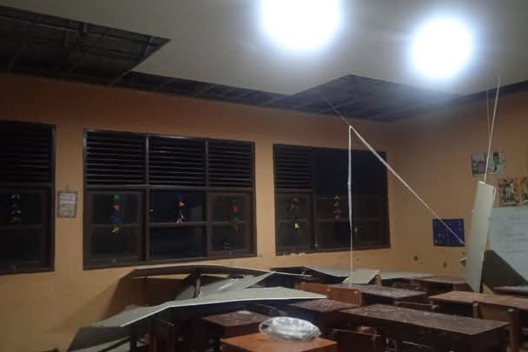 Puluhan Rumah di Karawang Rusak Dampak Gempa Tadi Malam