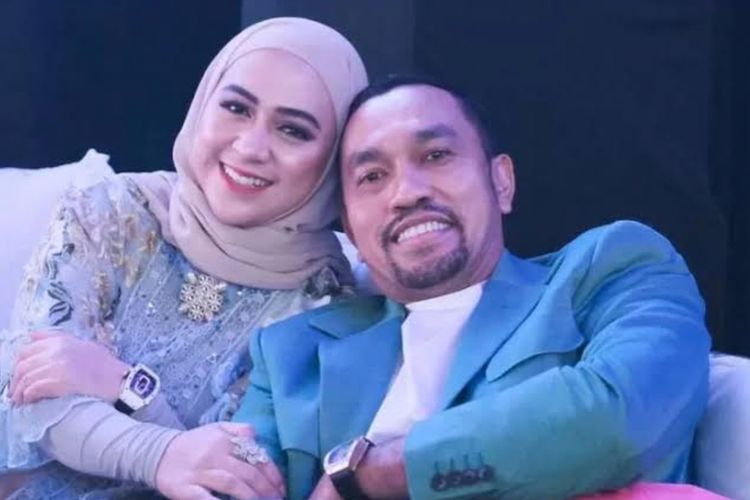 Mengenal Feby Belinda, Istri Ahmad Sahroni yang Jarang Tersorot