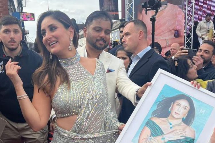 Kareena Kapoor Khan Disambut Hangat Ribuan Fans Saat Grand Opening Toko Emas Terbesar Eropa