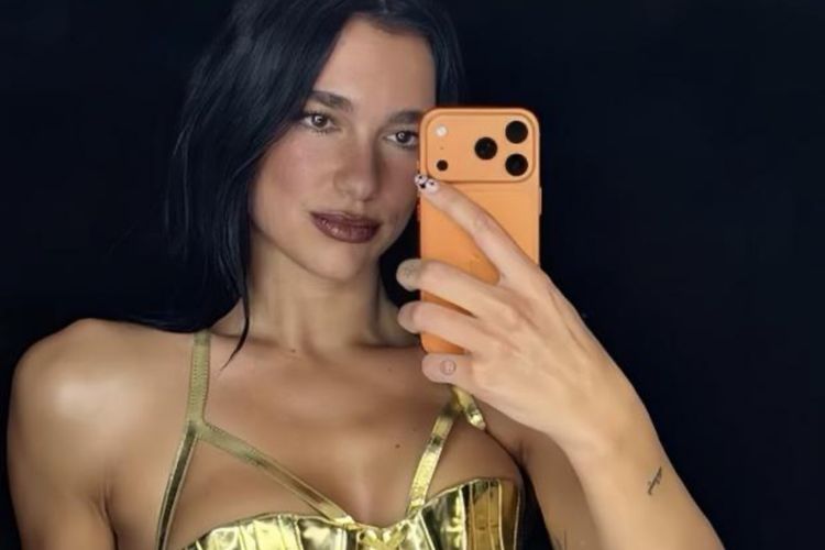 Dua Lipa Cetak Sejarah Jadi Pemilik iPhone 17 Pro Pertama di Kalangan Artis
