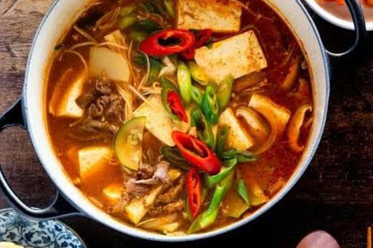 Masak Mudah Hari Ini: Resep Doenjang Jjigae atau Sup Pasta Kedelai Khas Korea
