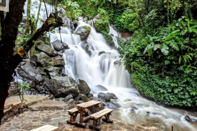 Liburan ke Curug Awi Ciwidey? Ini Lokasi dan Harga Tiket Masuknya