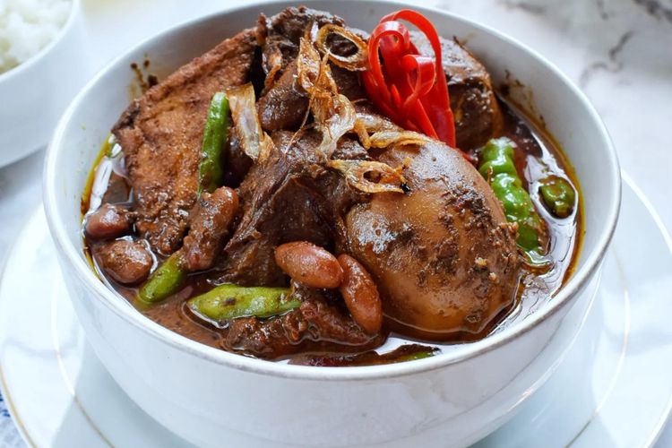 Masak Mudah Hari Ini: Resep Brongkos si Hidangan Khas Yogyakarta yang Kaya Rasa
