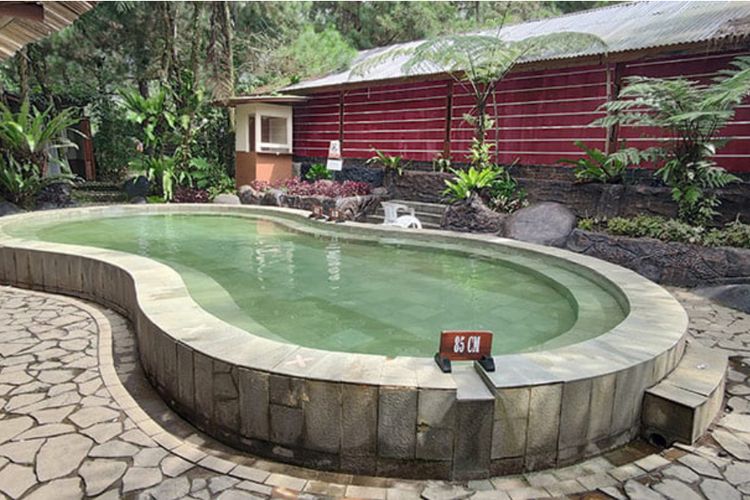 Sari Ater Hot Spring: Surga Air Panas Alami untuk Melepas Penat di Subang