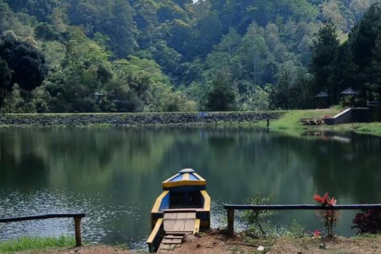 Healing Cuma 5000! Ini Keindahan Wisata Situ Wulukut di Kuningan