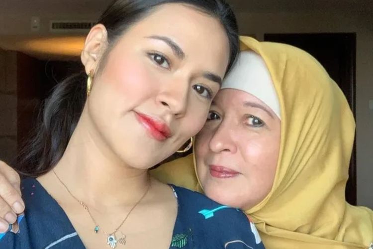 Sosok Ria Mariaty, Ibunda Raisa Andriana yang Wafat Usai Berjuang Lawan Kanker Paru-paru