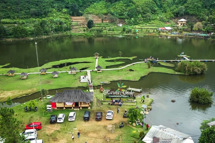 Situ Rawa Gede: Pesona Danau Tenang yang Bikin Jatuh Hati