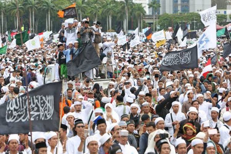 Reuni Akbar 212 di Monas, Nama Rizieq dan Prabowo Masuk Dalam Undangan Resmi