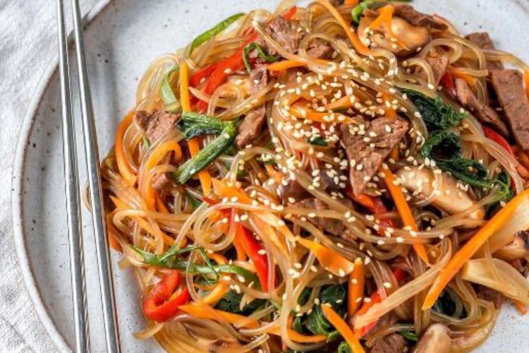 Masak Mudah Hari Ini: Resep Japchae Khas Korea yang Gampang Dibuat