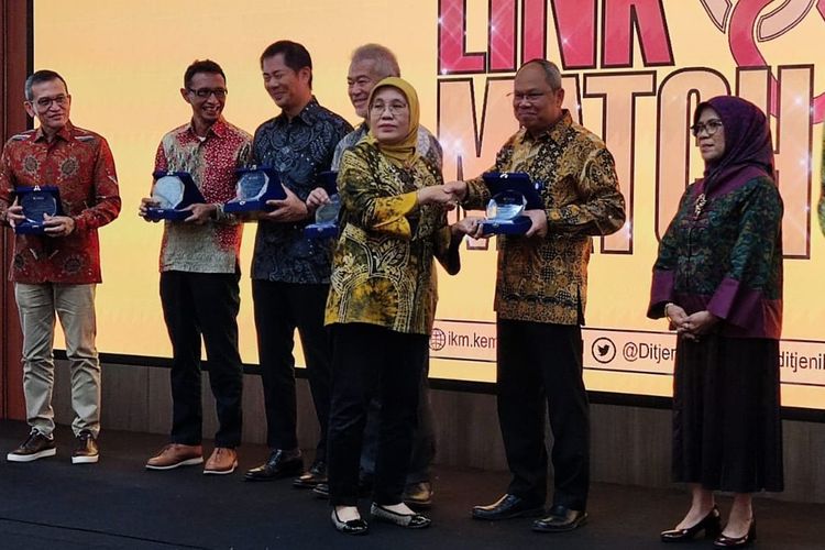 Aktif Dukung IKM Bidang Alat Angkut, BI Tegal Raih Penghargaan dari Kementerian Perindustrian