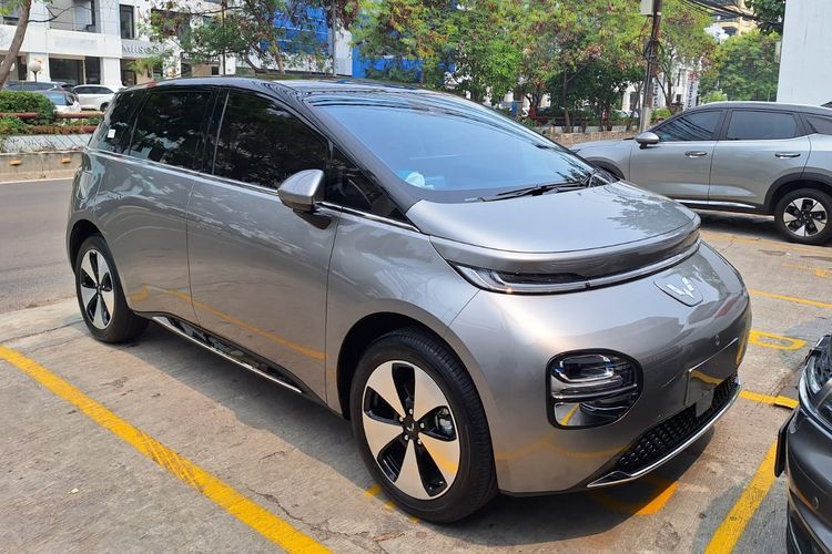 Wuling Cloud EV, Mobil Listrik Nyaman dengan Jangkauan hingga 460 Km