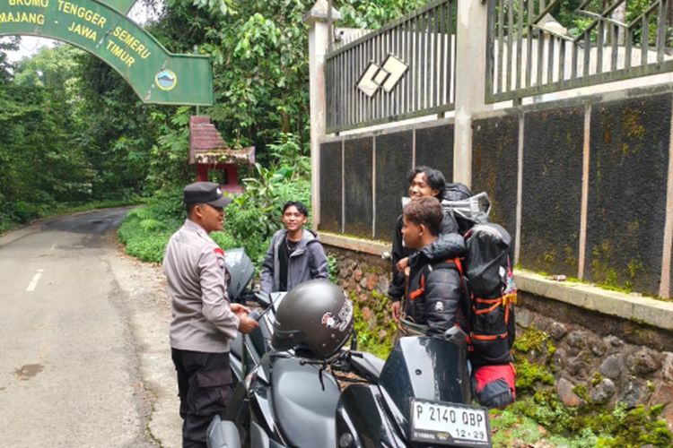 Polsek Senduro Lumajang Patroli Objek Vital dan Jalur Wisata Bromo, Situasi Aman Kondusif