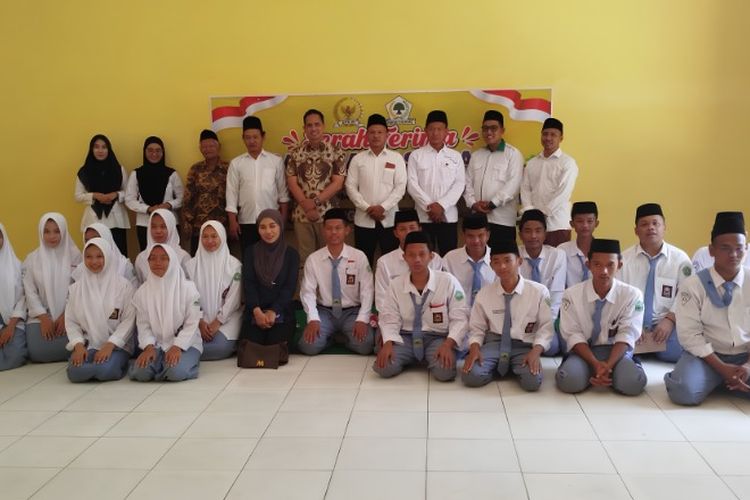 MA Sabilunnajah Kendal Dapat Gedung Kelas Baru, Firnando Ganinduto Soroti Kebutuhan Siswa
