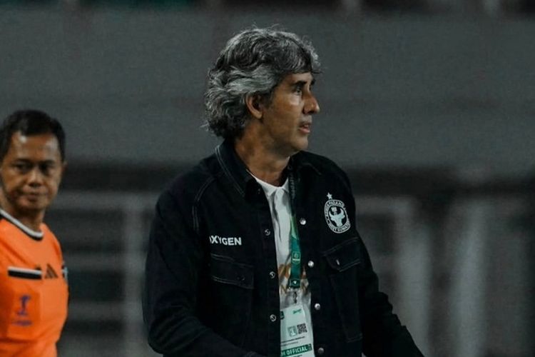 Debut Teco Berakhir Pahit, Andre Rosiade Minta Suporter Semen Padang FC Tetap Mendukung