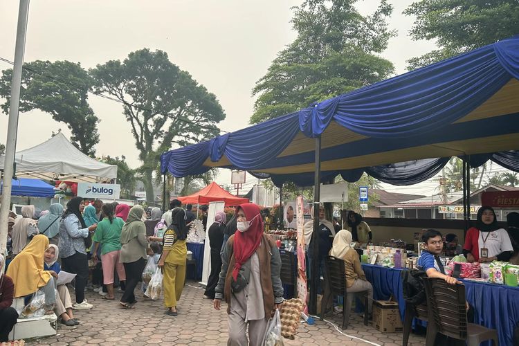 Pasar Murah di Nanggalo Padang Diserbu Warga, Harga Cabai Mulai Rp55 Ribu