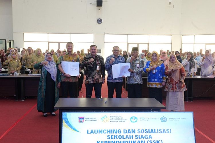 Sekolah Siaga Kependudukan Resmi Diluncurkan di Padang, Ini Fokus Programnya