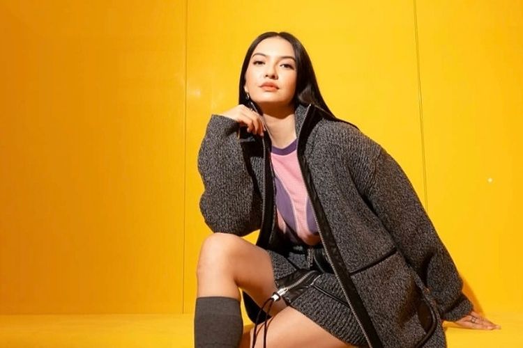 Raline Shah Siap Lanjutkan Karier Profesional usai Mundur dari Stafsus Menkomdigi