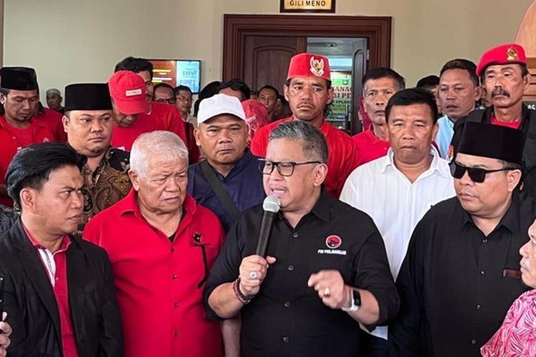 Sekjen PDIP Hasto Kristiyanto Ungkap Ditelpon Airlangga Soal Gibran Masuk Golkar