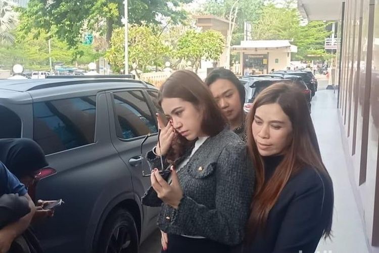 Rinoa Aurora Berkali-kali Ngajak Putus, Leon Dozan Tidak Terima