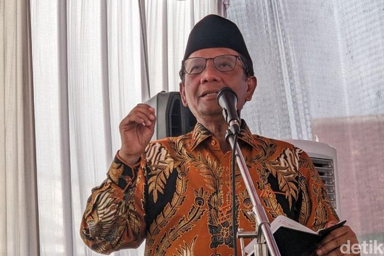Ade Armando Sebut DIY Dinasti Politik, Mahfud Md: Terserah Dia Saja
