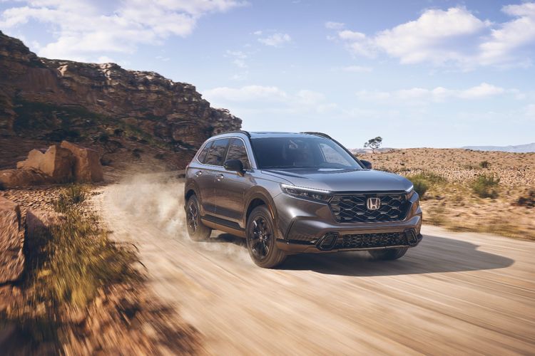 Simak Perbandingan Jenis Transmisi Otomatis  CVT Vs AT Mobil yang Perlu Dipahami