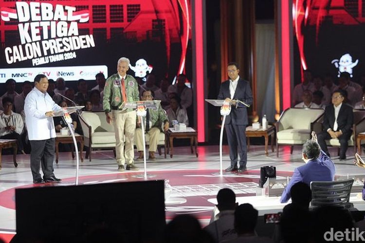 Tak Salaman dengan Prabowo Usai Debat, Anies: Saya Cari Beliau Tidak Ada 