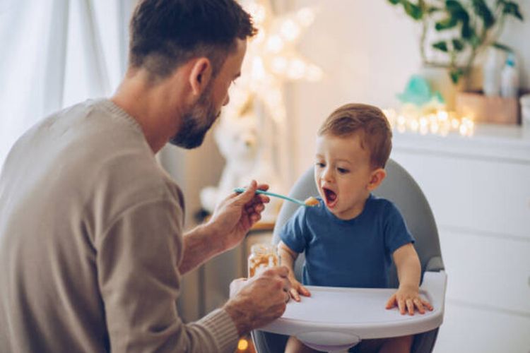 Pedoman Parenting: 6 Jenis Makanan yang Harus Dihindari Bagi Seorang Ibu dalam MPASI
