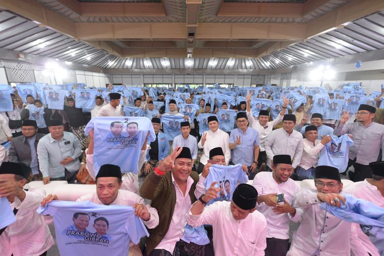 Dukungan Hebat dari Alumni Ponpes Al Falah, Gibran Berjanji Wujudkan Dana Abadi Pesantren