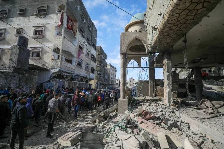 Israel Melakukan Serangan di wilayah Deir El-Balah, Kota ‘Zona Aman’ Palestina, Berikut Berita Selengkapnya!