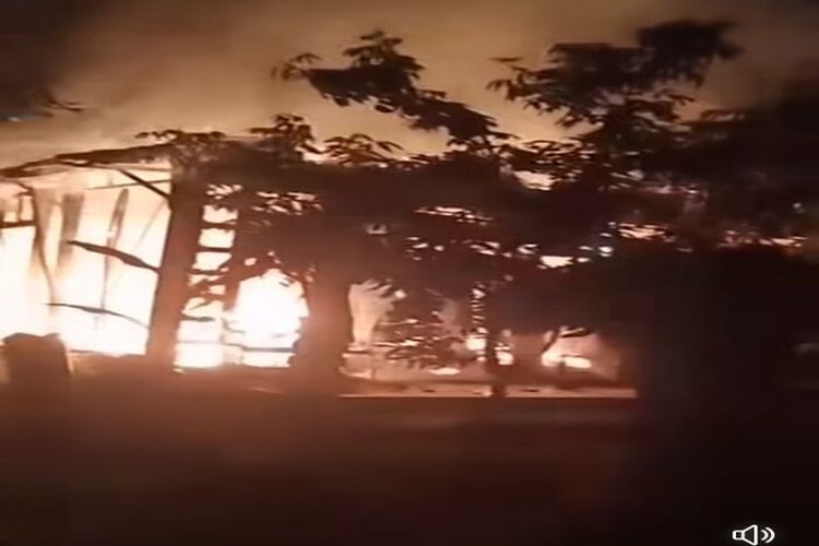 Rumah Kayu di Margoyoso Pati Jawa Tengah Ludes Dimakan Api, Kebakaran Terjadi Akibat Anak dengan Gangguan Mental