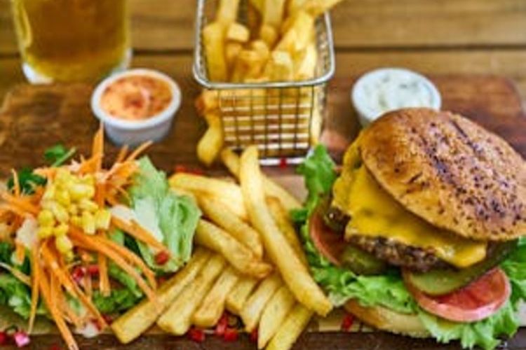 Berikut Beberapa Makanan Dan Minuman Yang Harus Dihindari Oleh Ibu Hamil Saat Buka Puasa, Termasuk Nomor 3 Karena Minim Gizi!