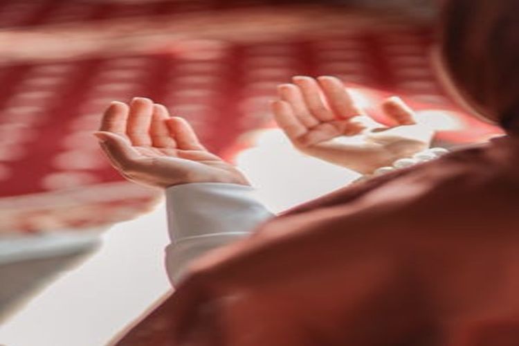 Ingin Tahu Caranya Agar Doa Cepat Terkabul? Simak 5 Waktu Mustajab Berikut Ini! Salah Satunya Adalah Ketika...