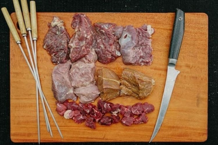 Beda Hukum Daging Hewan Kurban Sebagai Upah dan Hadiah, Wajib Tahu Sebelum Idul Adha Datang!